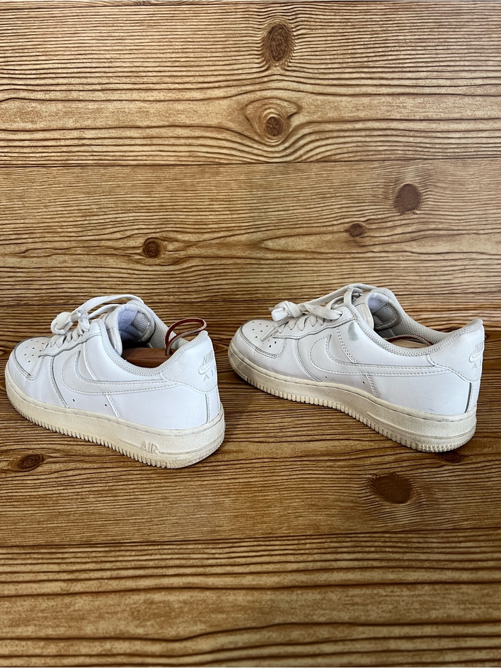 Nike Air Force 1 Low Top Triple White Leather Lace-Up Sneakers DD8959-100 Sz 6.5 - Picture 7 of 12